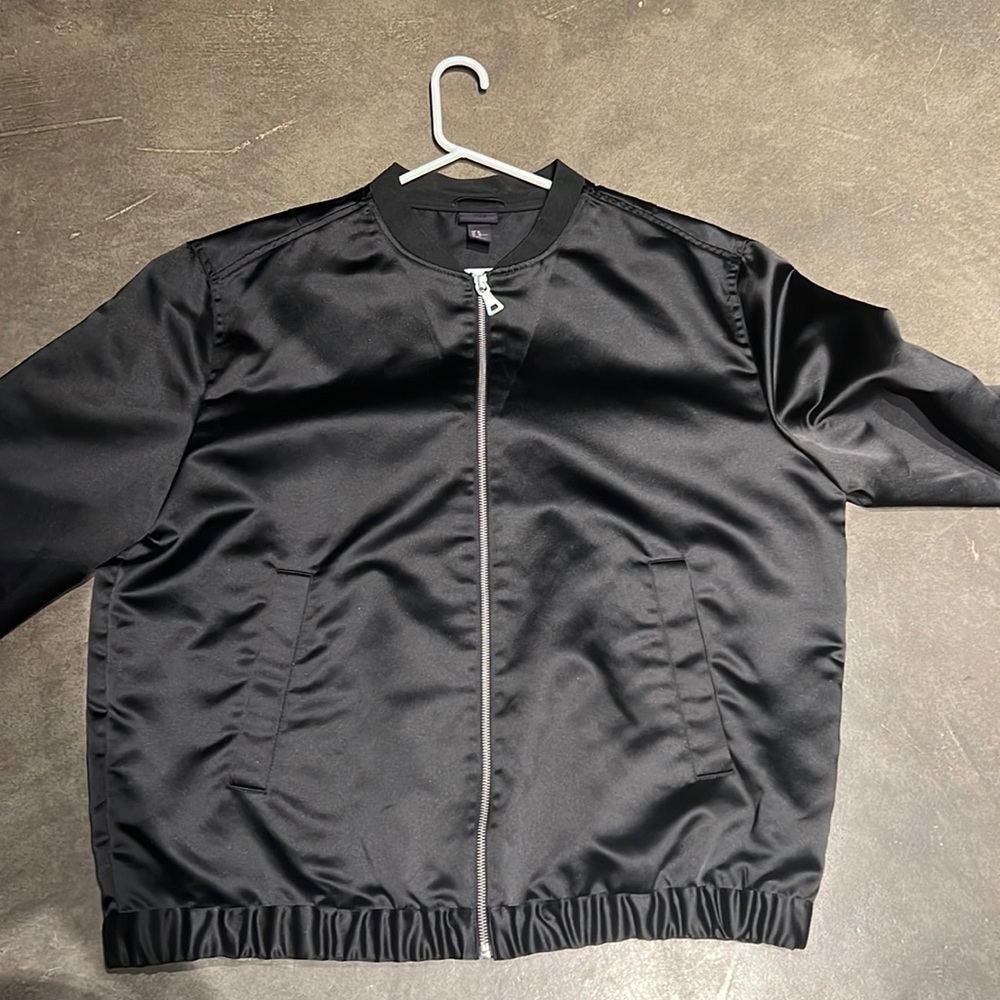 Silky bomber